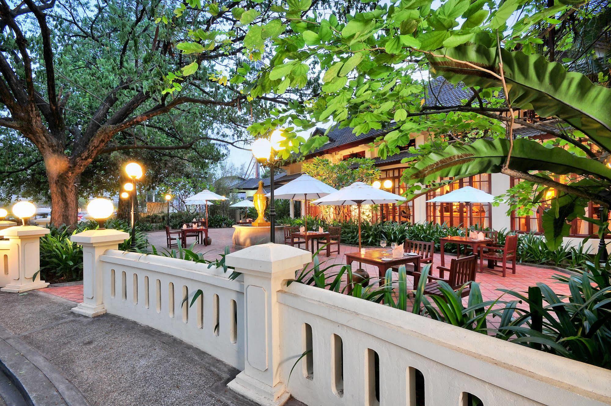 Settha Palace Hotel Vientiane Exterior photo